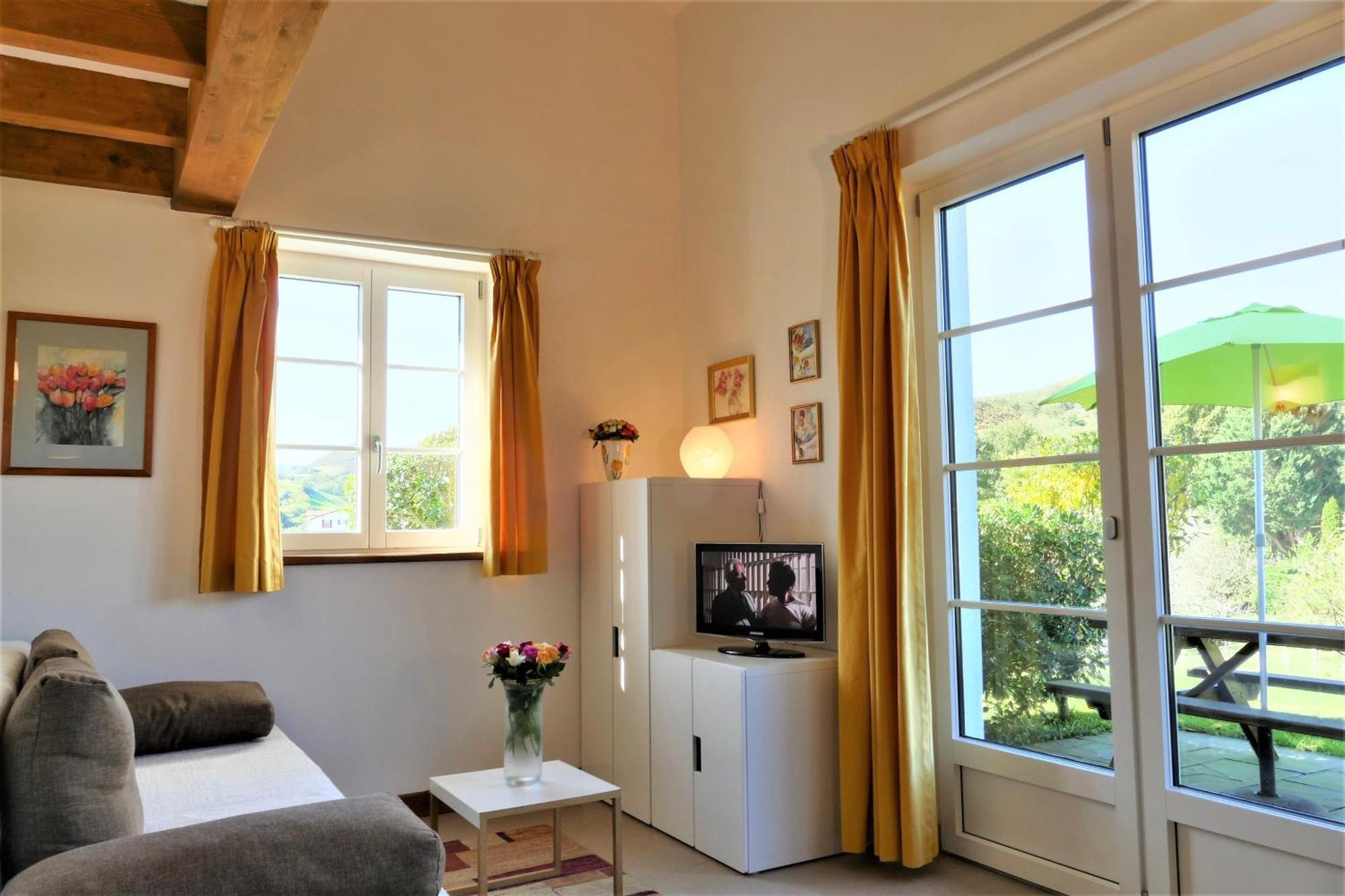 Baskoparadis I Eco-Gites I Calme I Vue I Anes I Jardin I Montagne I Nature Louhossoa Oda fotoğraf